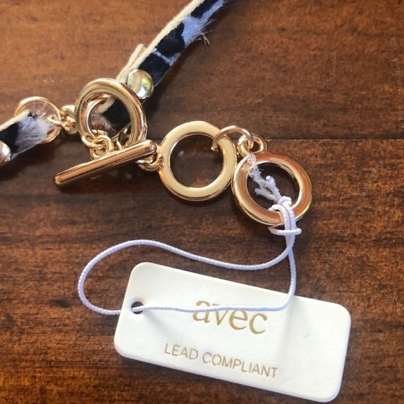 Inspirational Gray Leopard “Hope” Wrap Bracelet w/ Adjustable Length - Picture 5 of 6